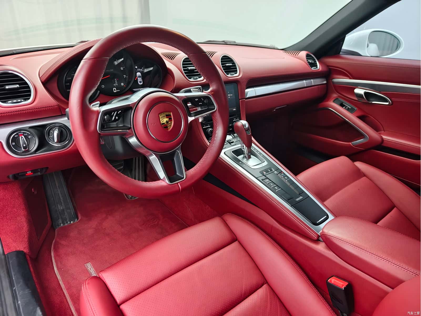 Porsche Cayman, 2017 6