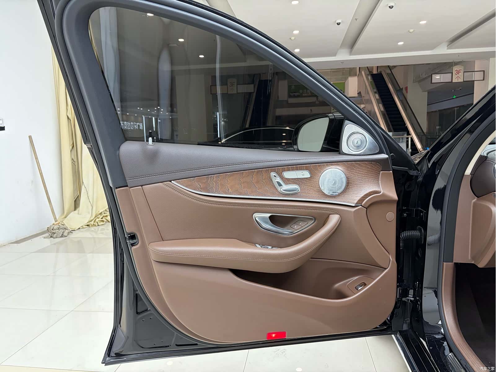 Mercedes-Benz E-Class, 2021 7