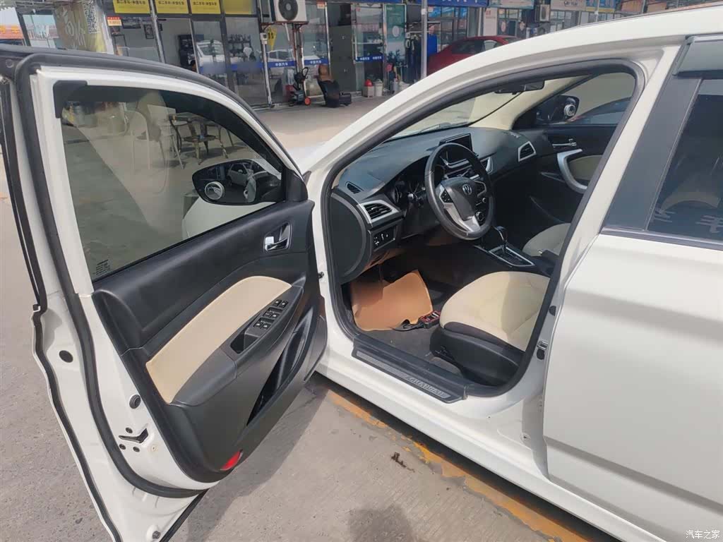 Changan V7, 2016 16