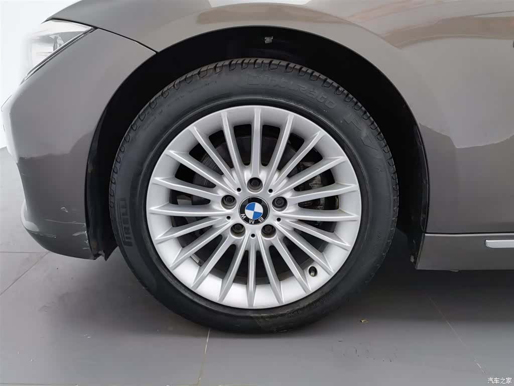 BMW 3 Series, 2013 17
