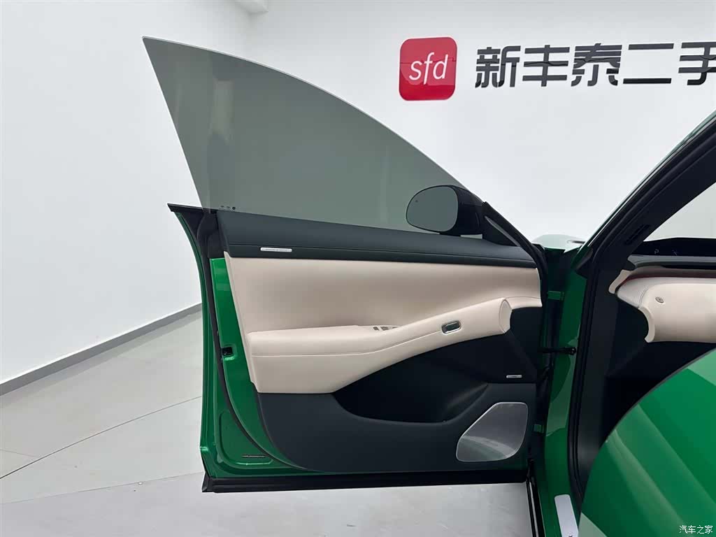 Xiaomi YU7, 2025 8