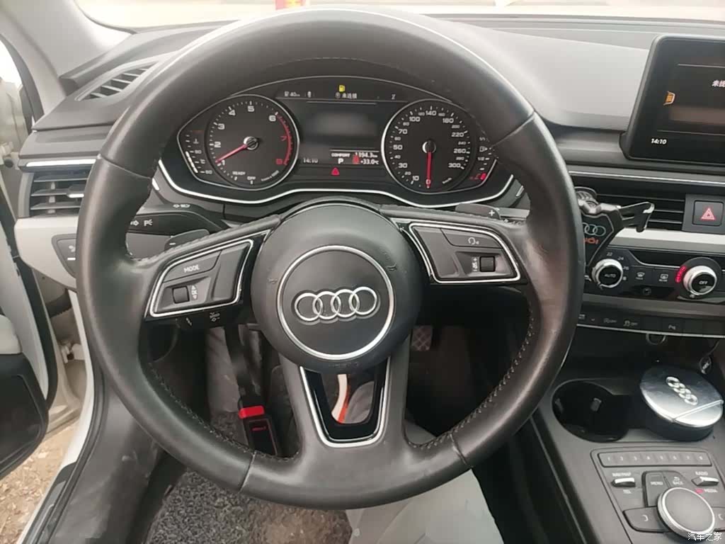 Audi A4L, 2018 11