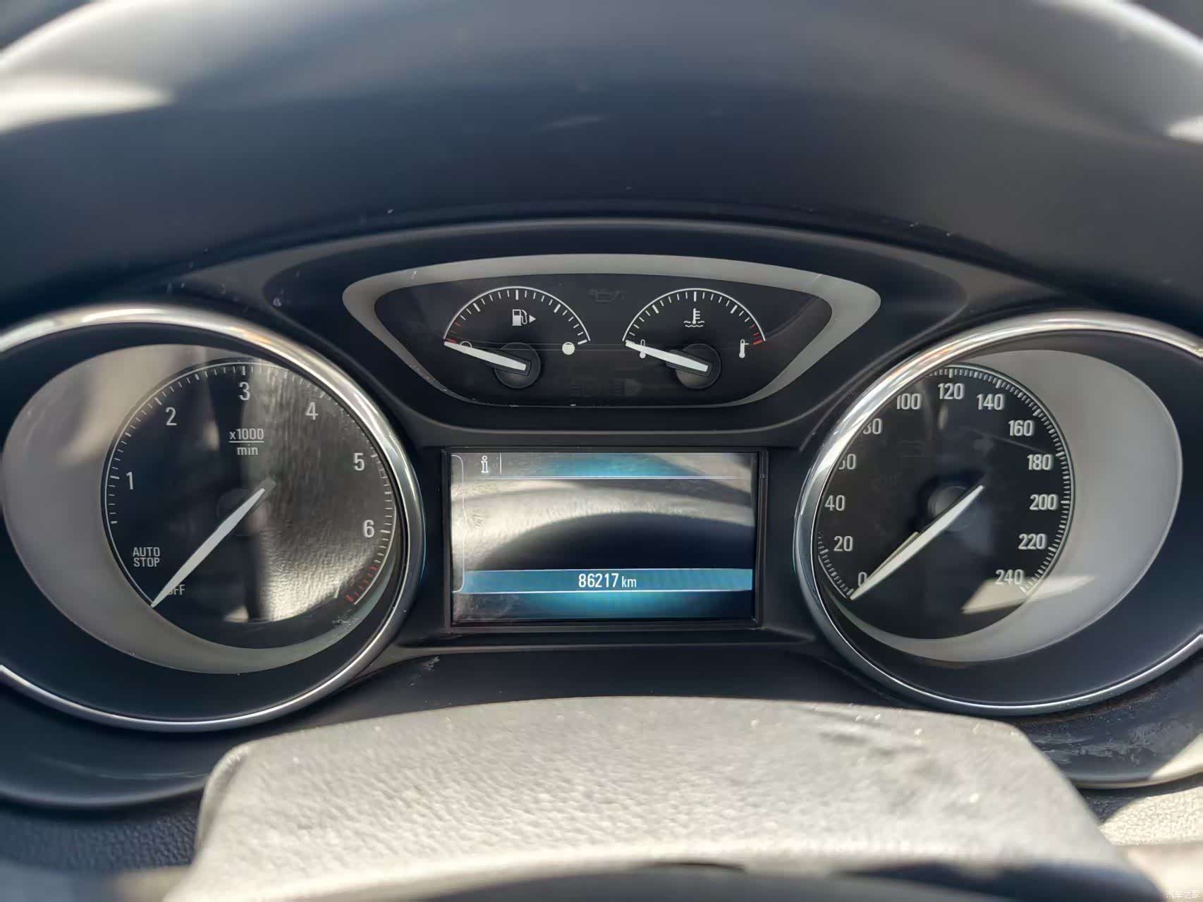 Buick Envision Plus, 2016 11