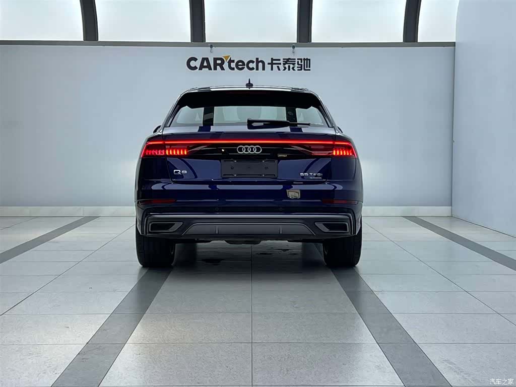 Audi Q8, 2020 4