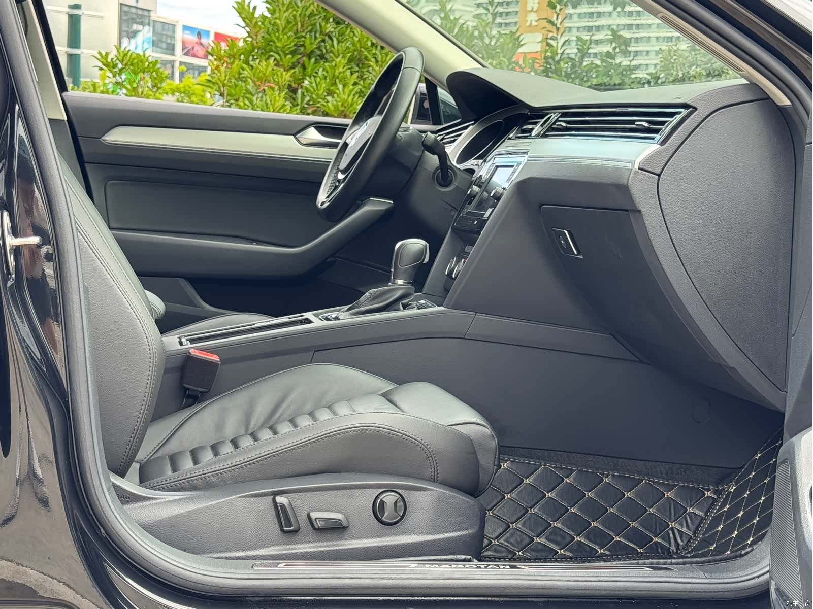 Volkswagen Magotan, 2019 12