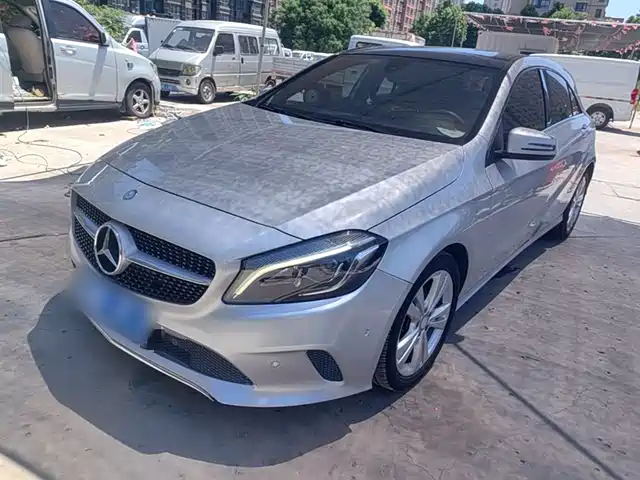 Mercedes-Benz A-Class 2016 — купить из Китая под заказ