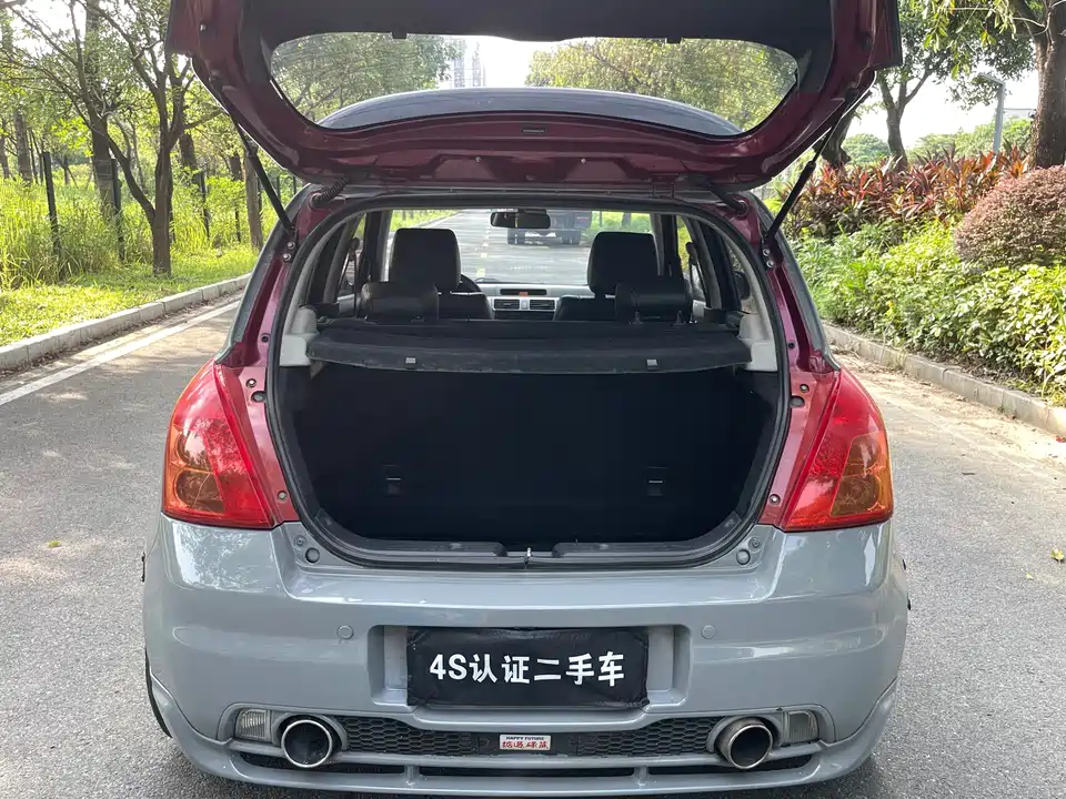 Suzuki Swift Suzuki Swift