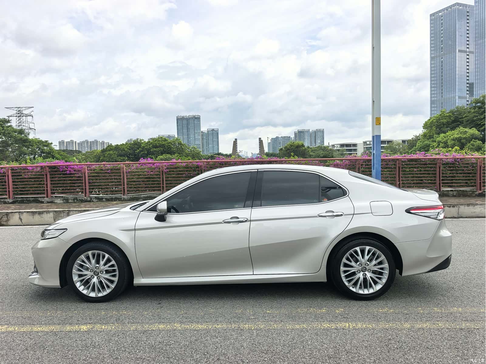 Toyota Camry, 2019 20