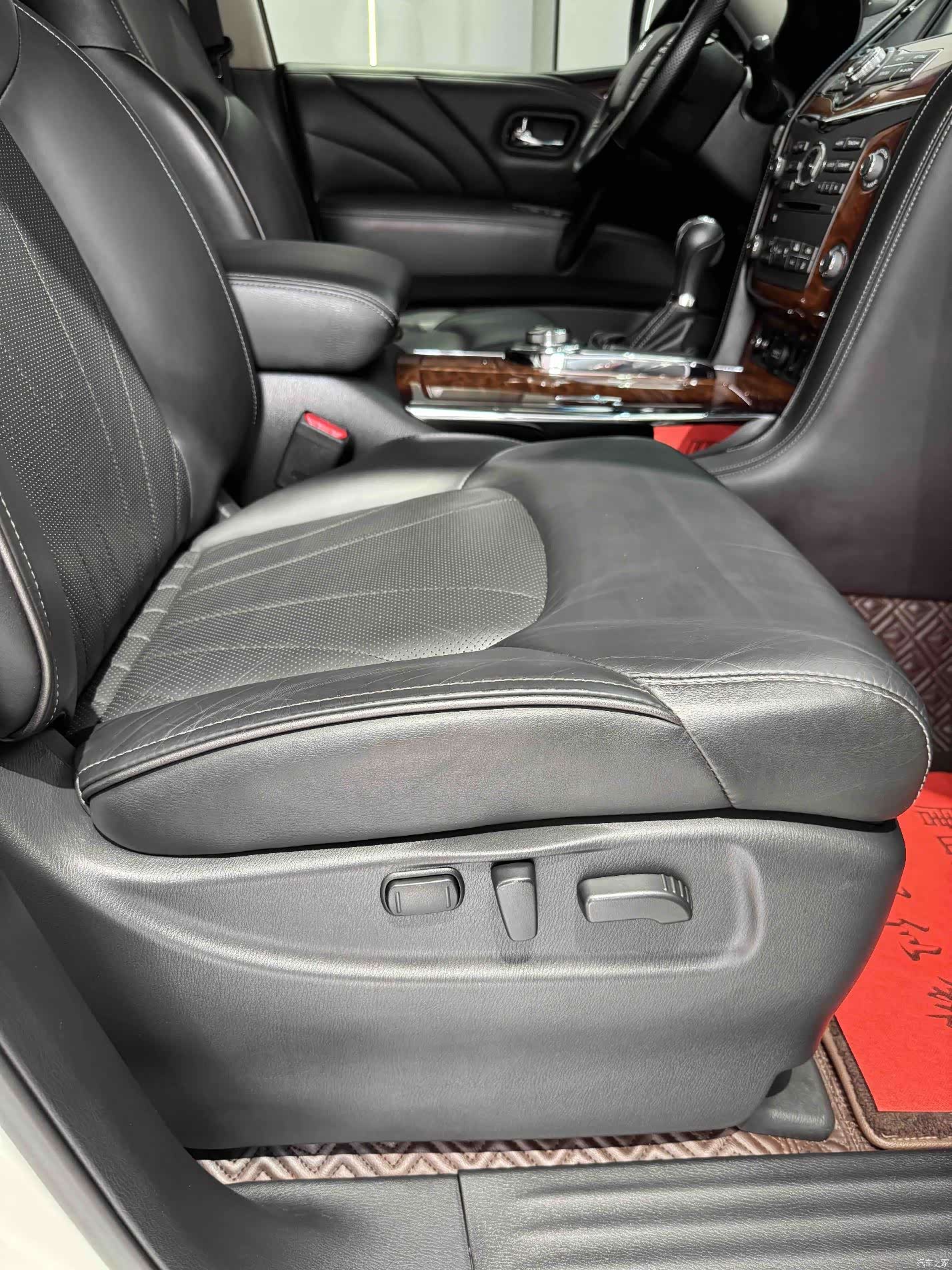 Infiniti QX80, 2019 21