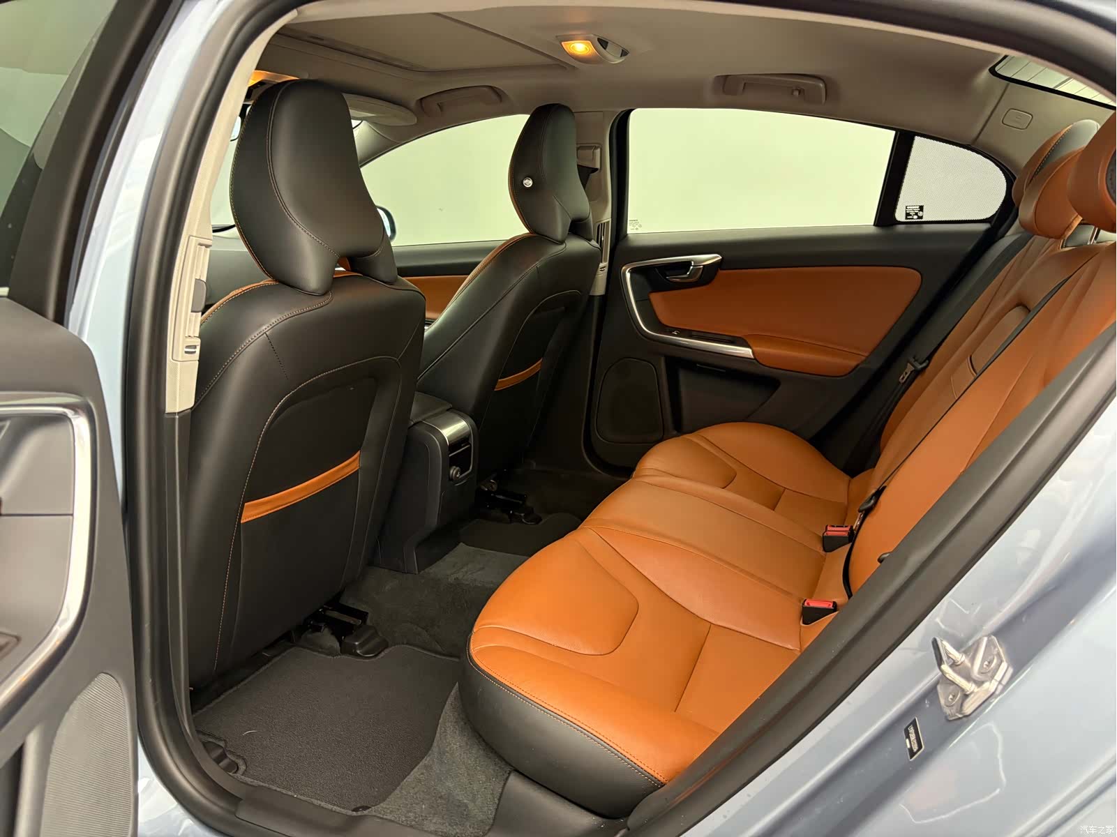 Volvo S60, 2019 10