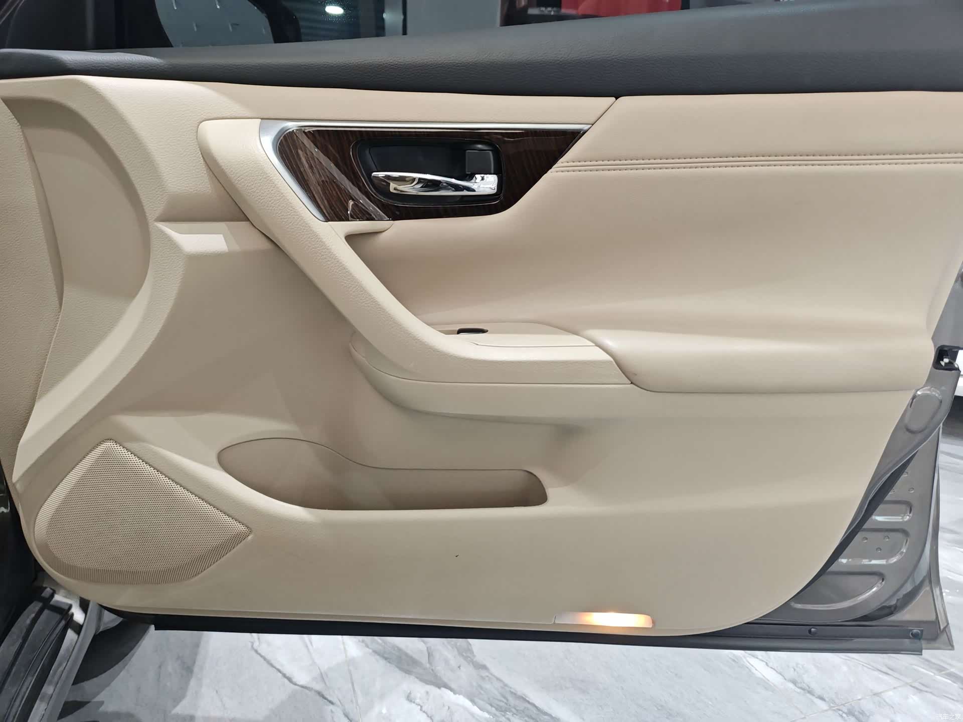 Nissan Teana, 2015 7
