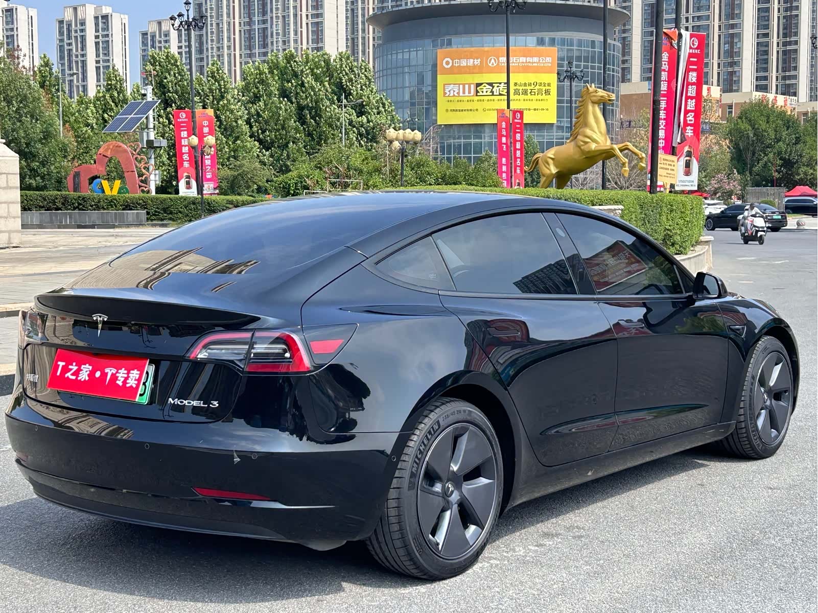 Tesla Model 3, 2023 12