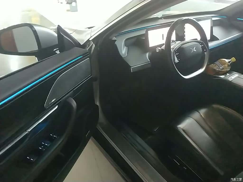 Xpeng P7, 2021 16