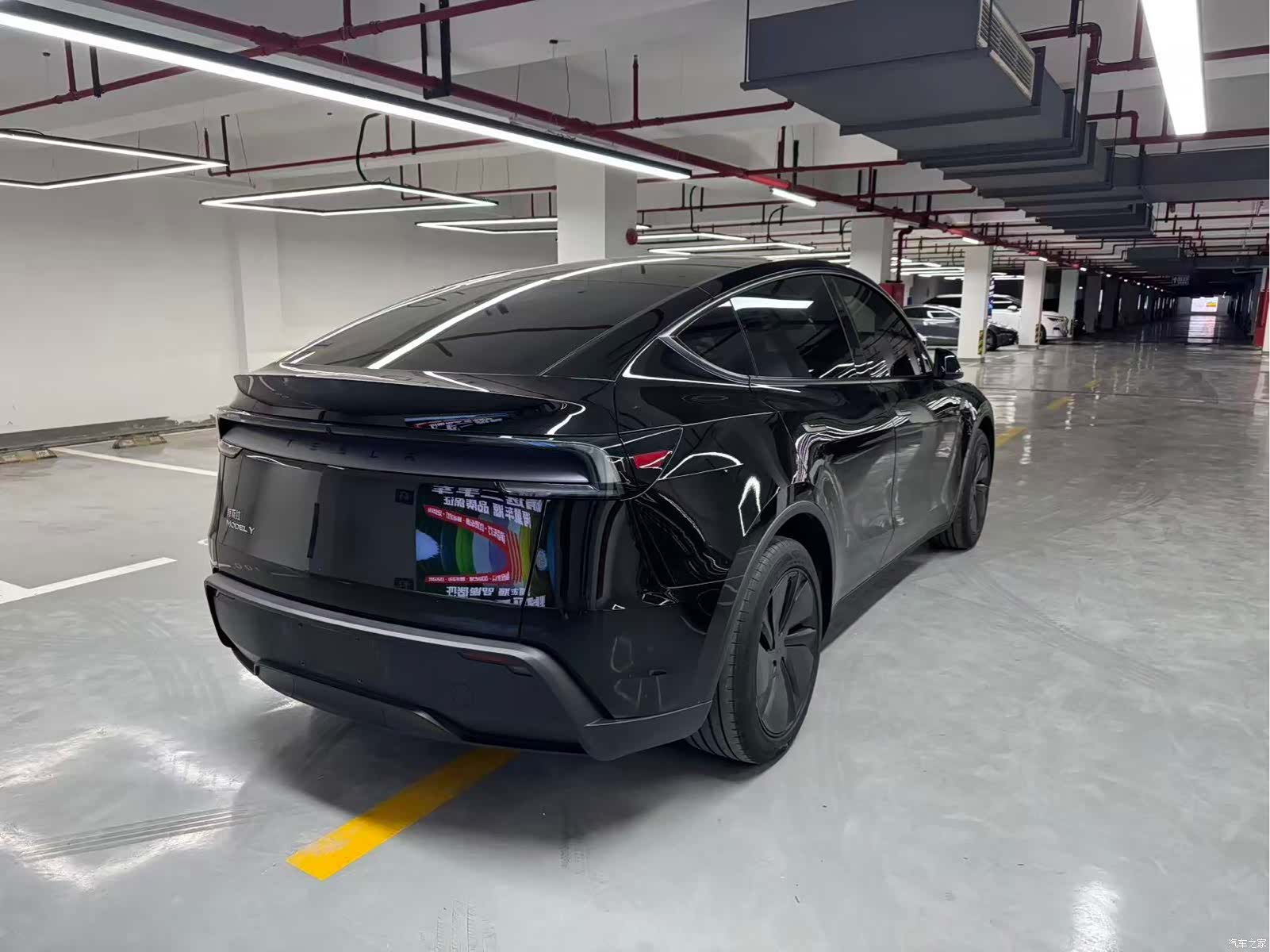 Tesla Model Y, 2025 все фото