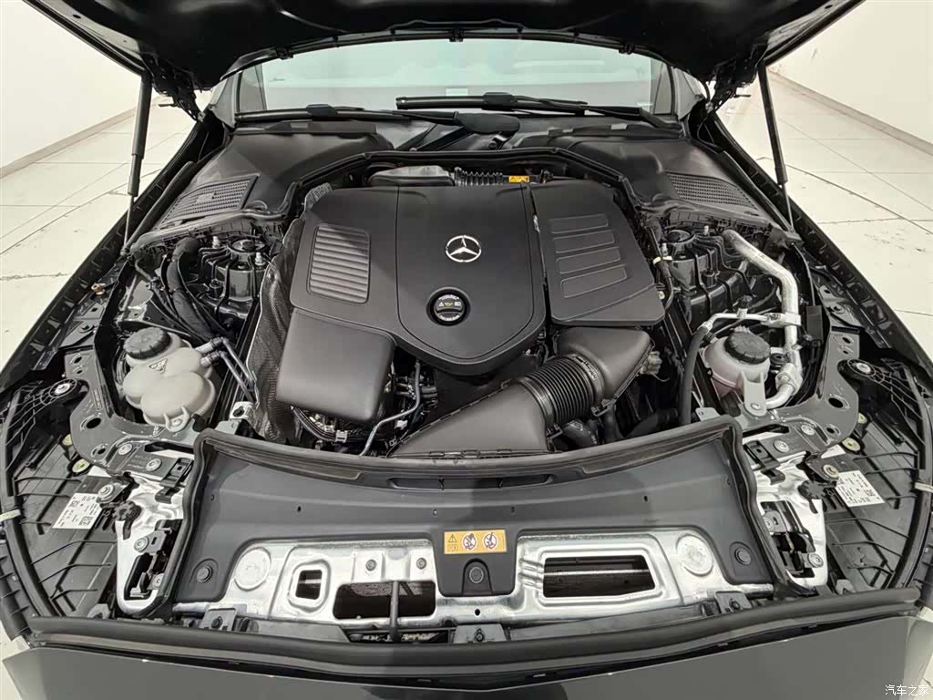 Mercedes-Benz C-Class, 2022 18