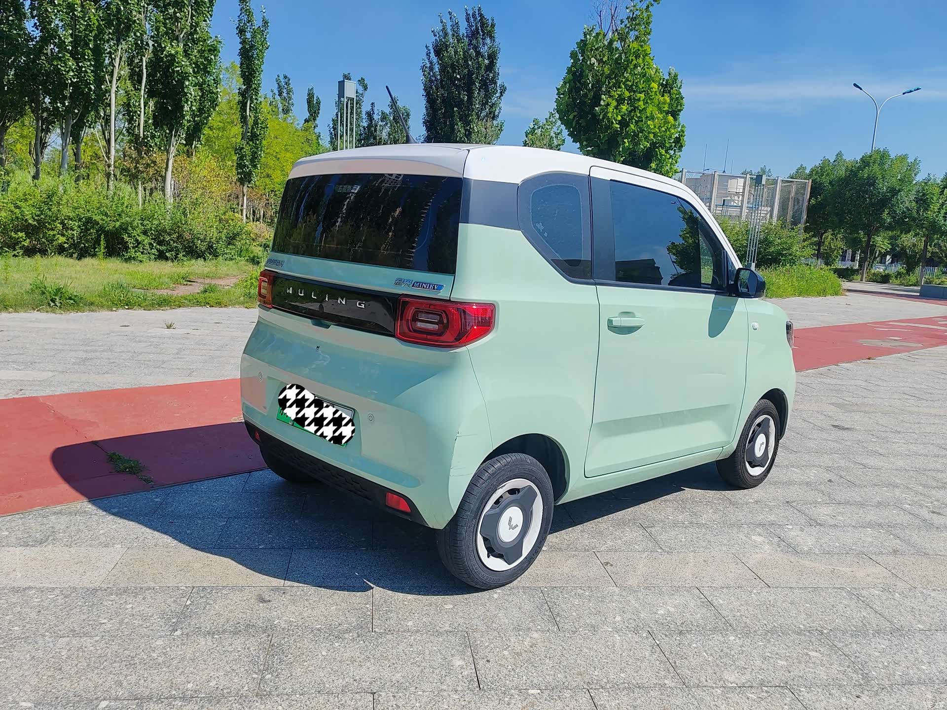 Wuling MINIEV, 2021 все фото