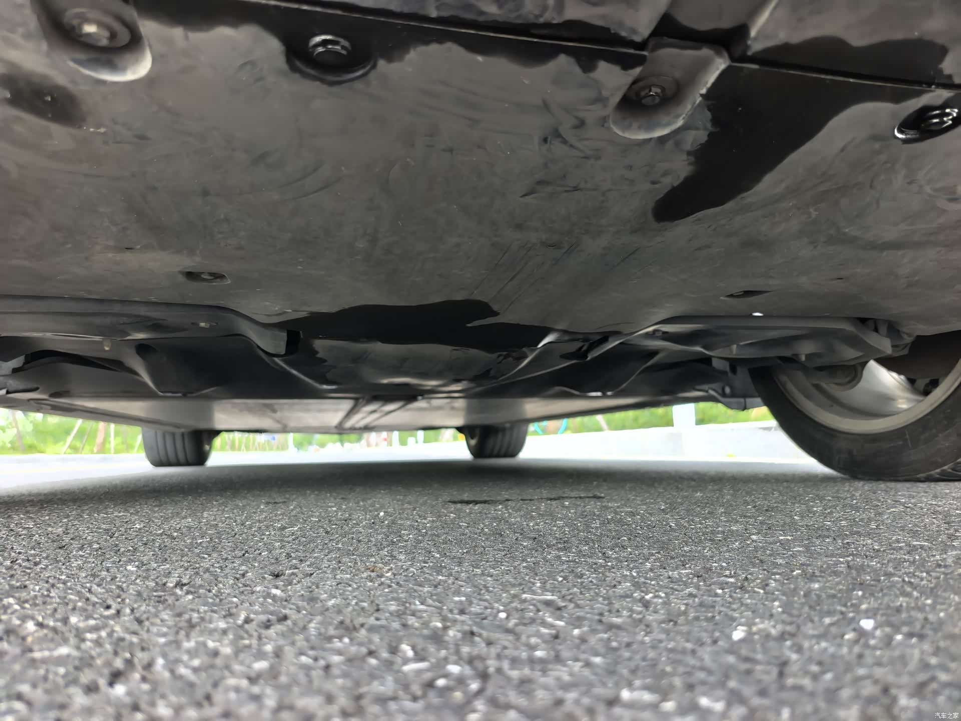 Tesla Model Y, 2022 24
