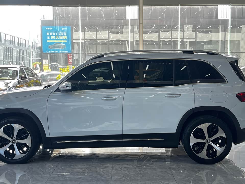 Mercedes-Benz GLB