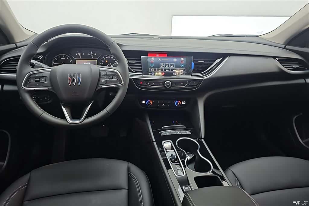 Buick Regal, 2025 12
