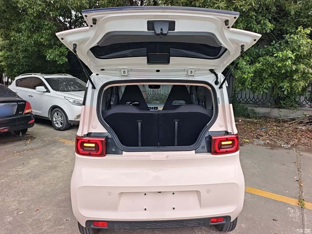 Wuling MINIEV, 2022 19