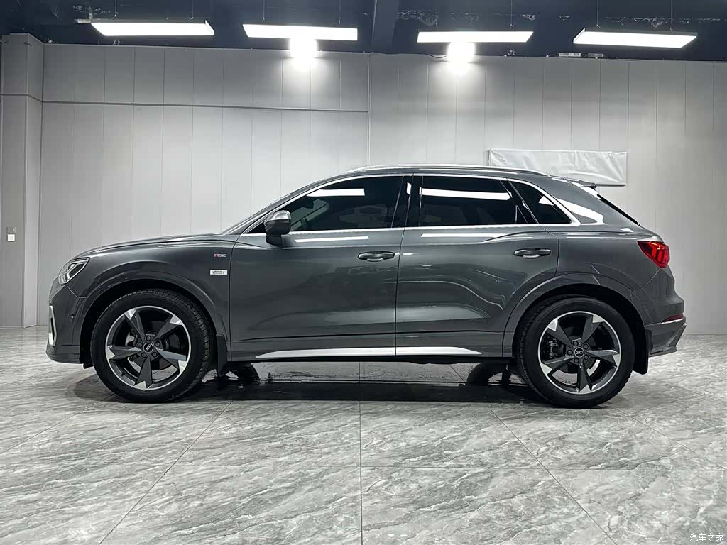 Audi Q3, 2023 9