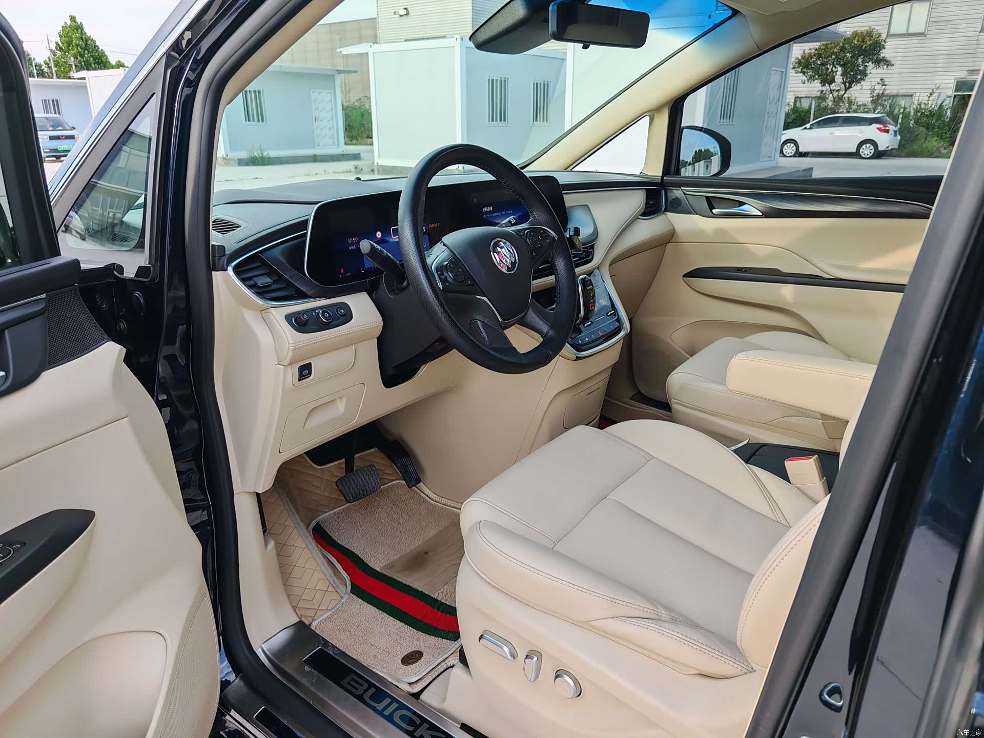 Buick GL8, 2023 10