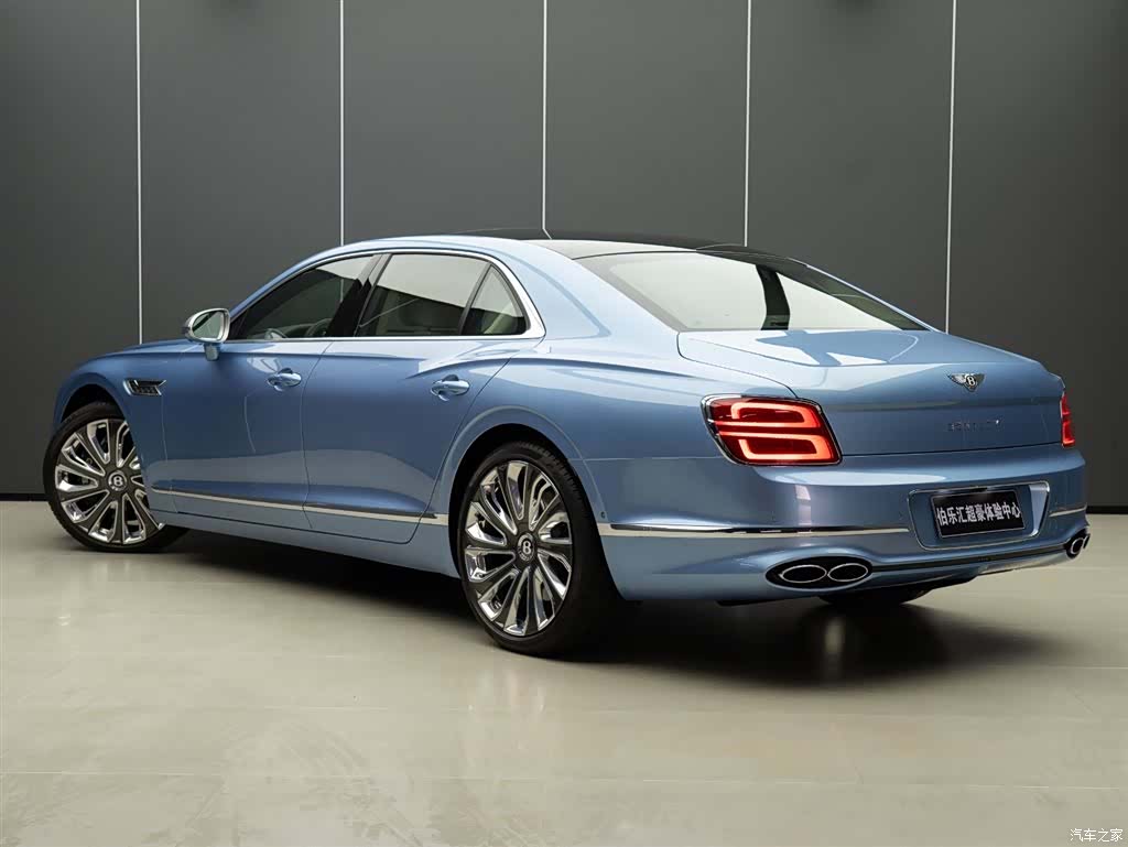 Bentley Flying Spur, 2023 все фото