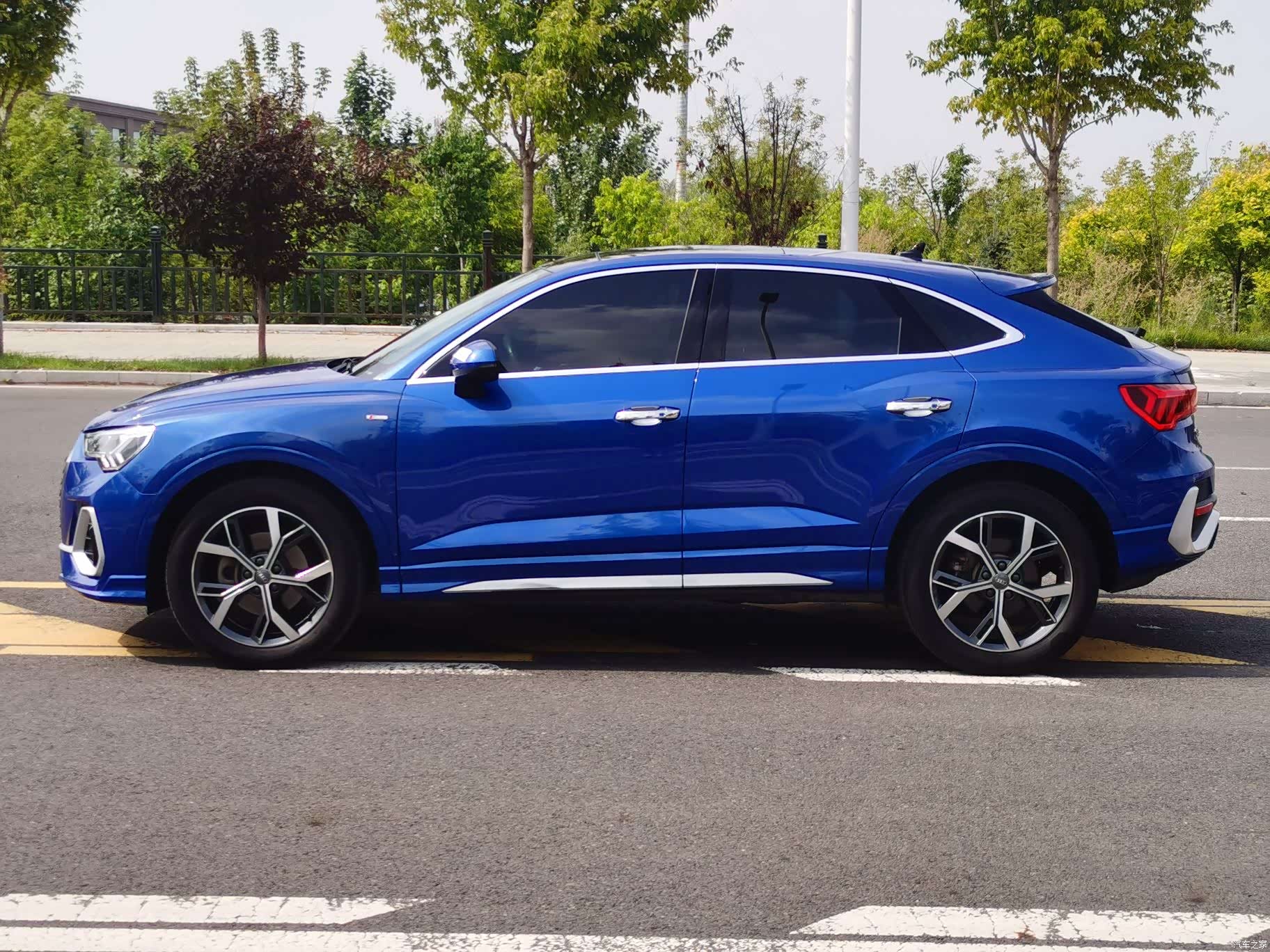 Audi Q3, 2021 7