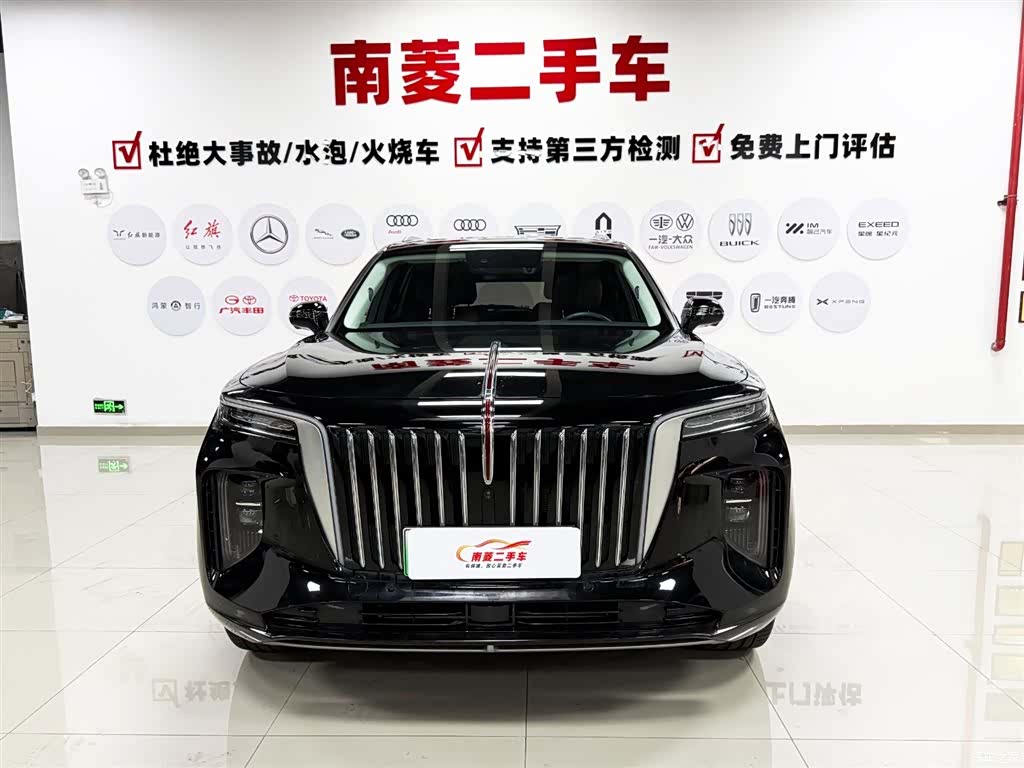 Hongqi E-HS9, 2023 2