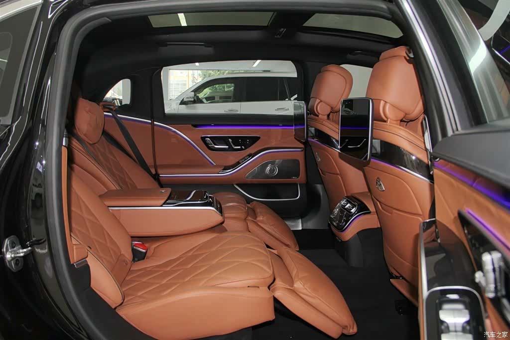 Maybach S-Class, 2024 10