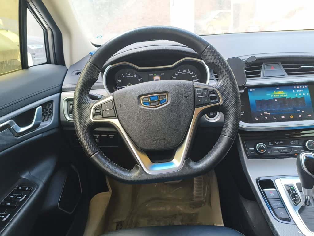 Geely Emgrand, 2018 3