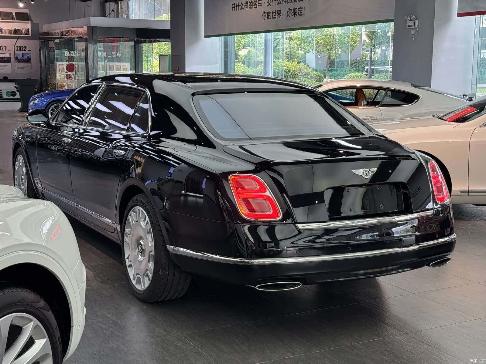 Bentley Mulsanne, 2018 4