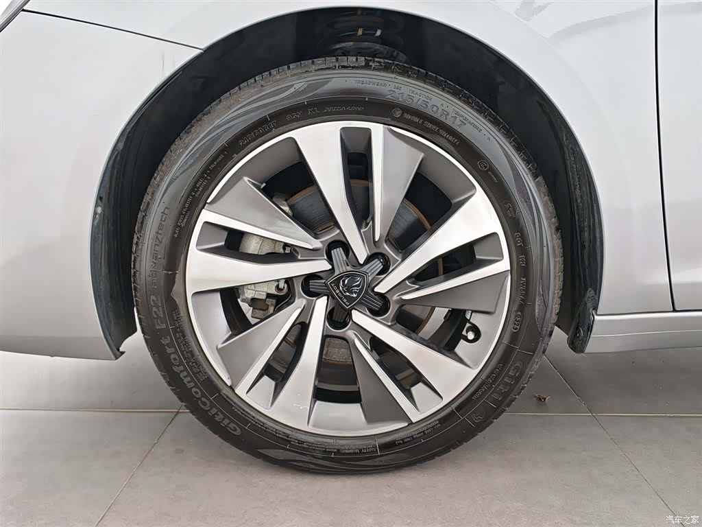 Peugeot 408, 2023 17