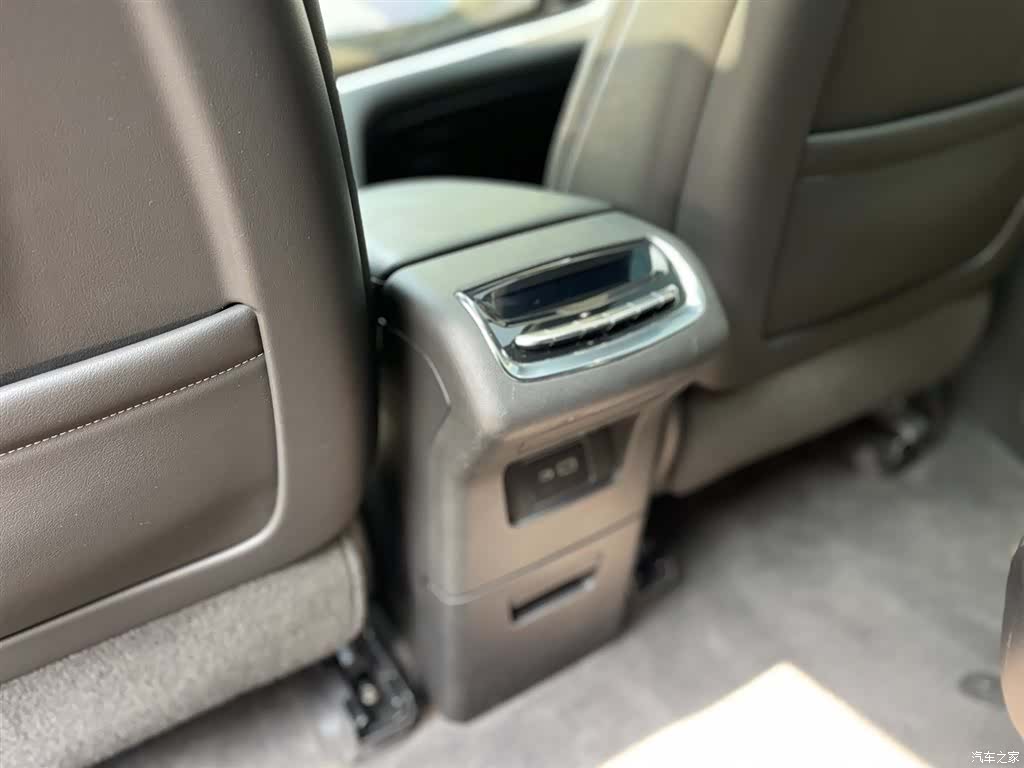 Cadillac XT6, 2021 23