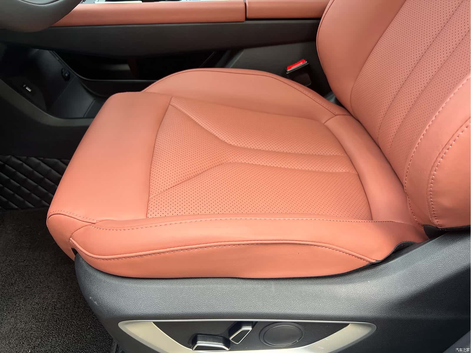 Changan CS75, 2026 19