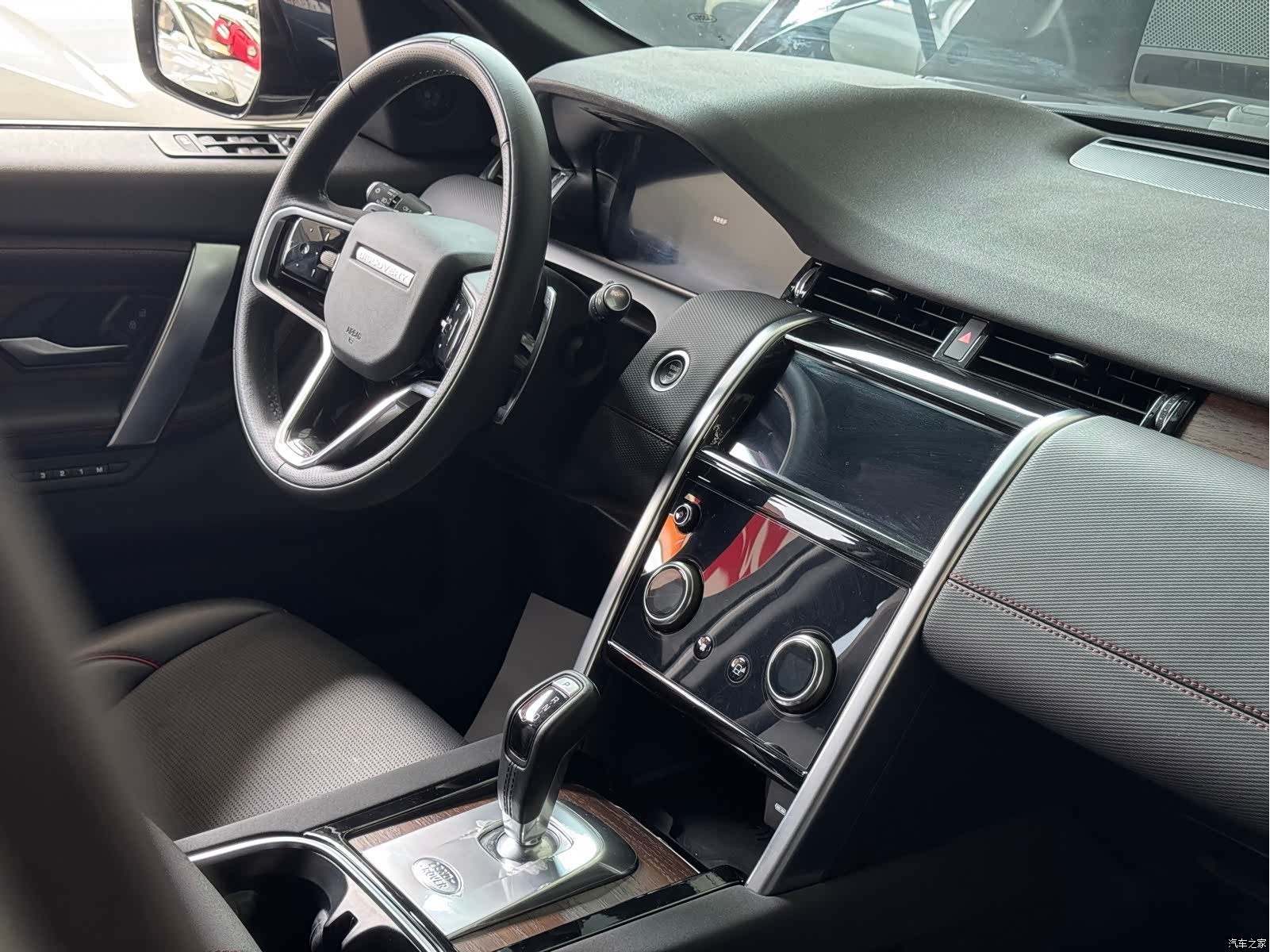 Land Rover Discovery, 2023 28