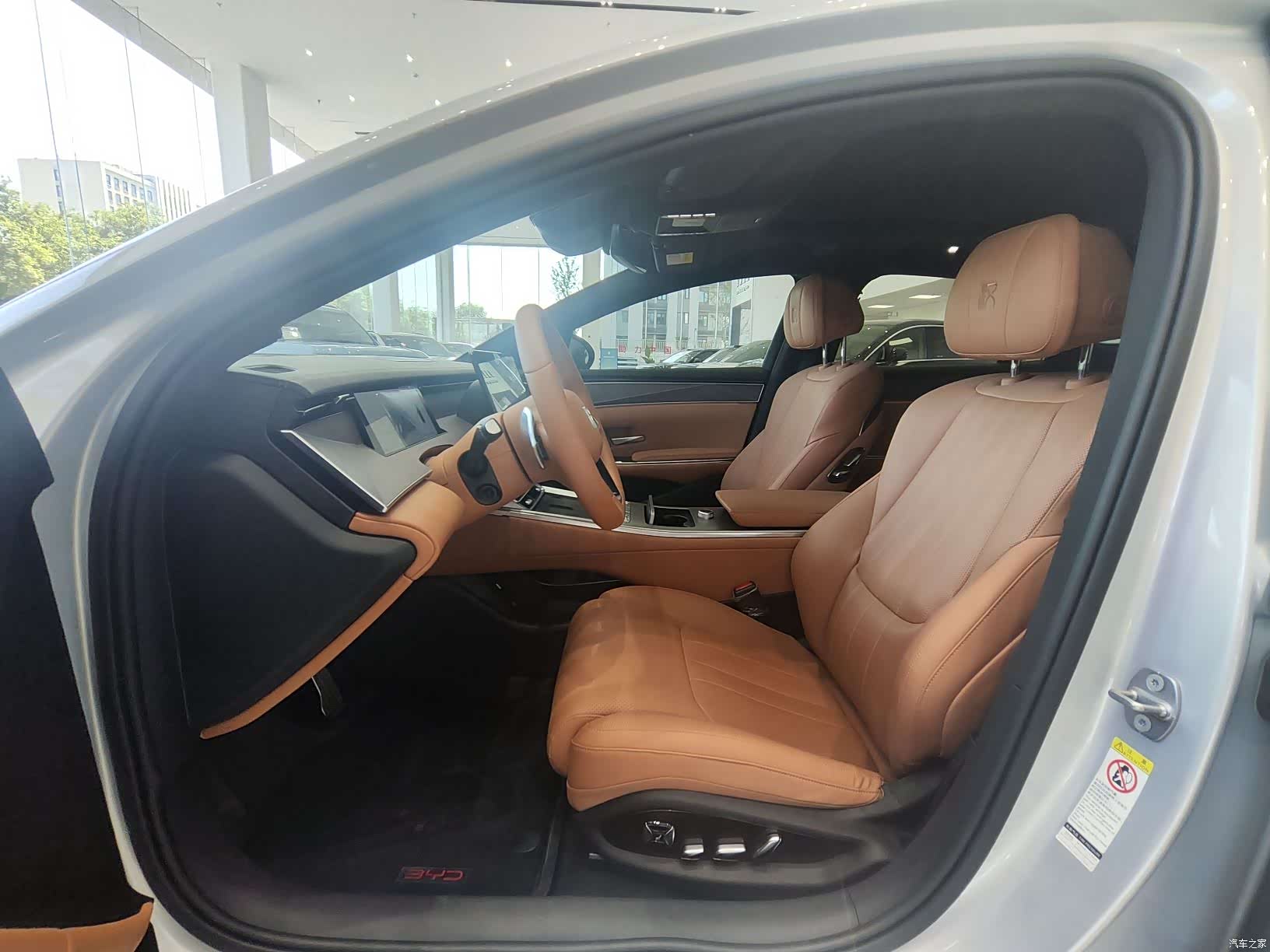 BYD Han, 2025 9