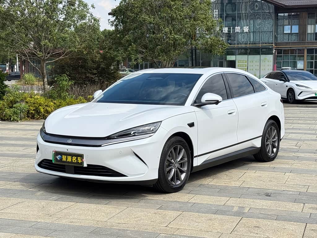 BYD Qin L