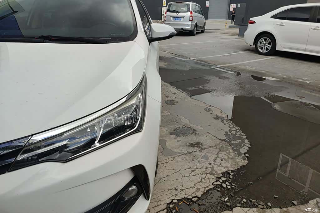 Toyota Corolla, 2018 все фото