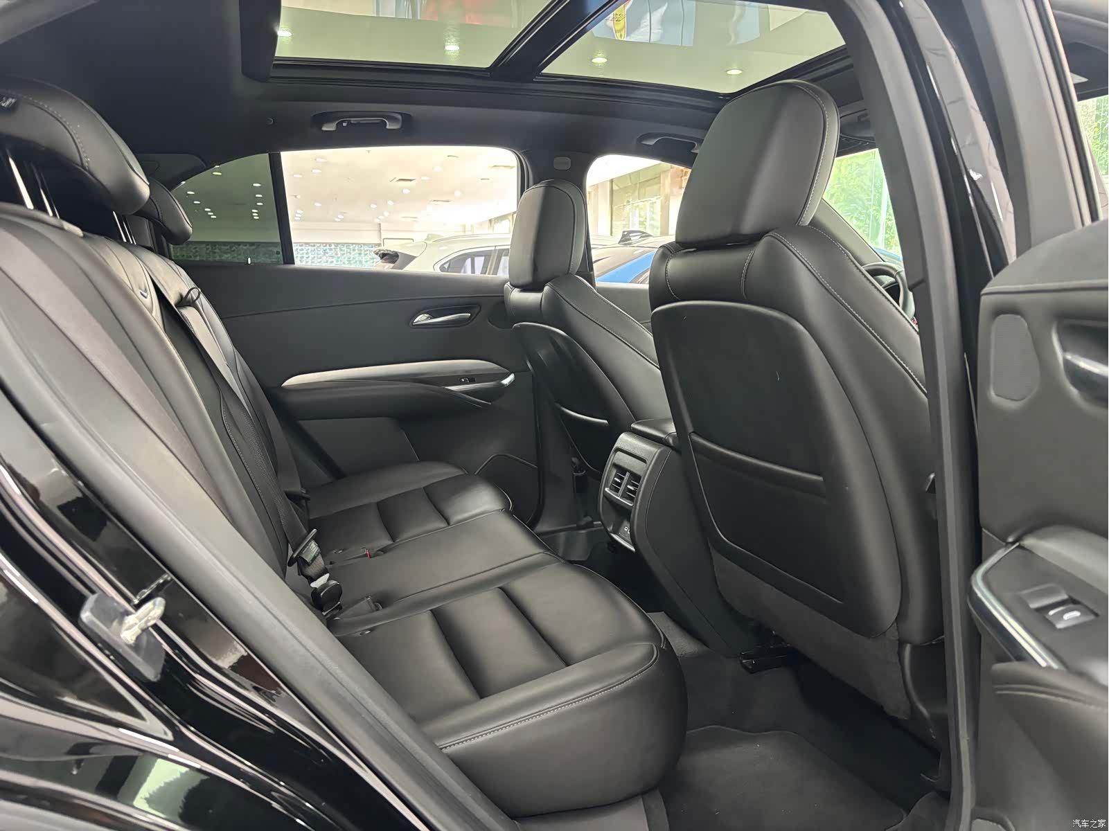 Cadillac XT4, 2021 14