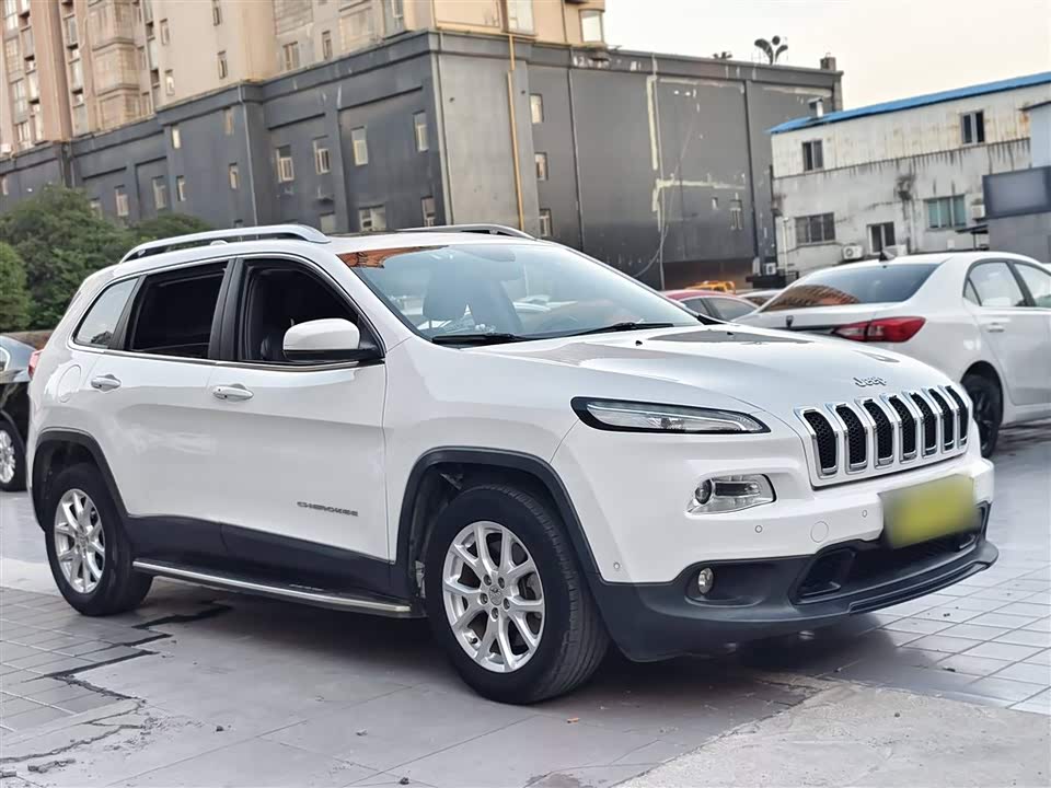 Jeep Free light