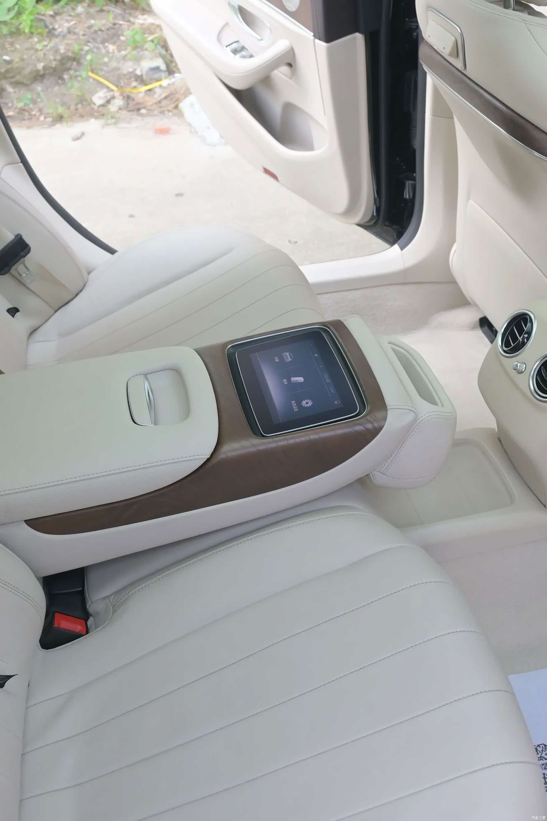 Mercedes-Benz E-Class, 2017 19