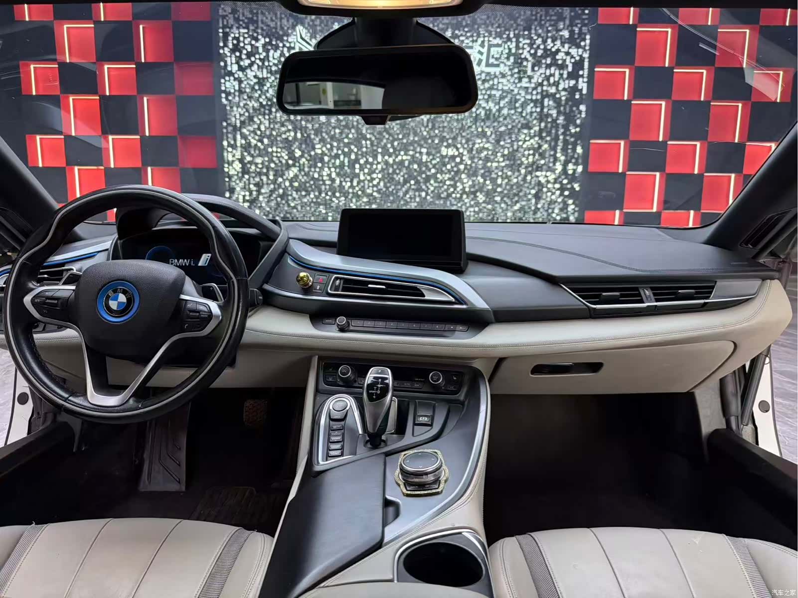 BMW i8, 2015 12