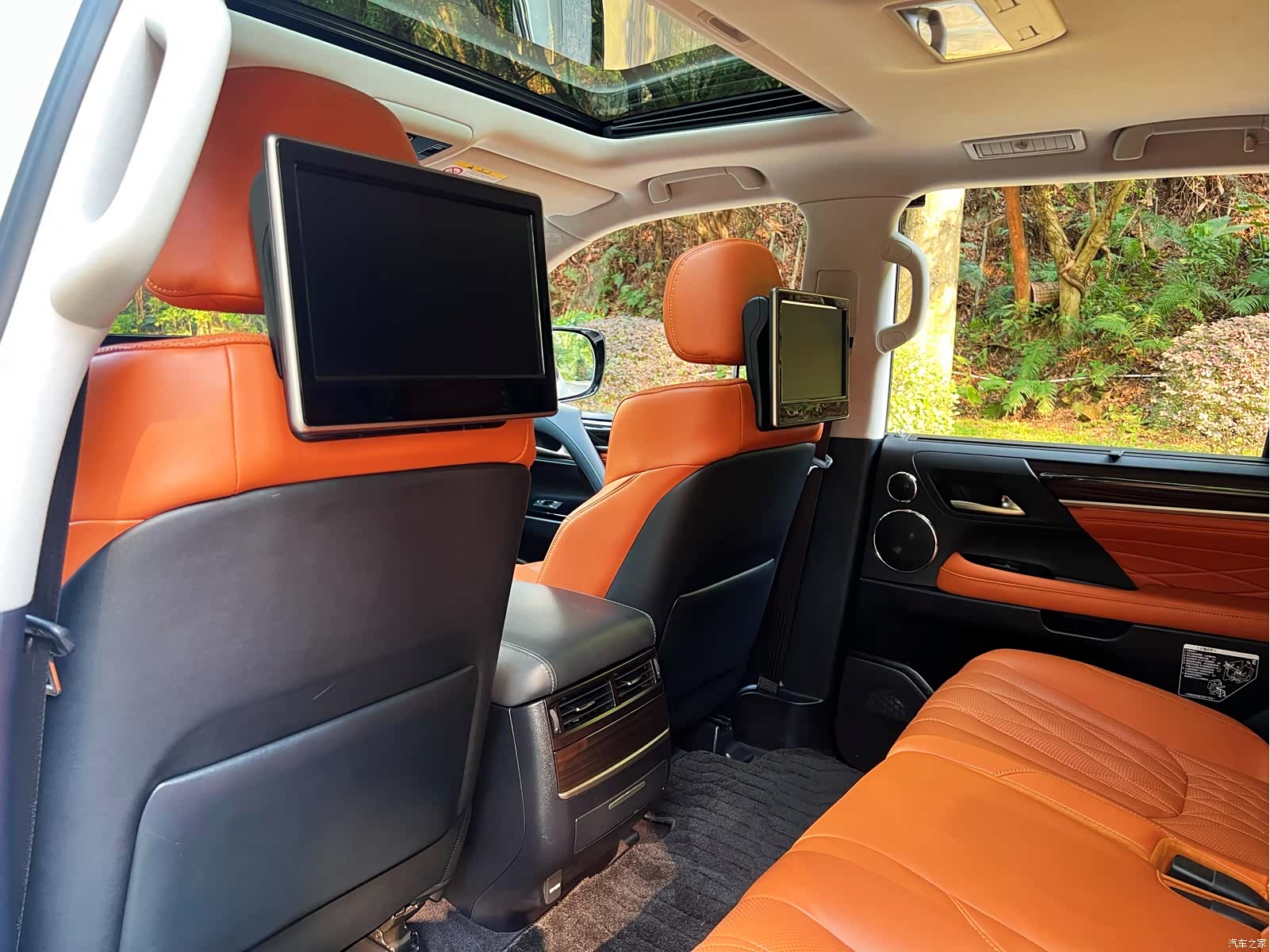 Lexus LX, 2018 13