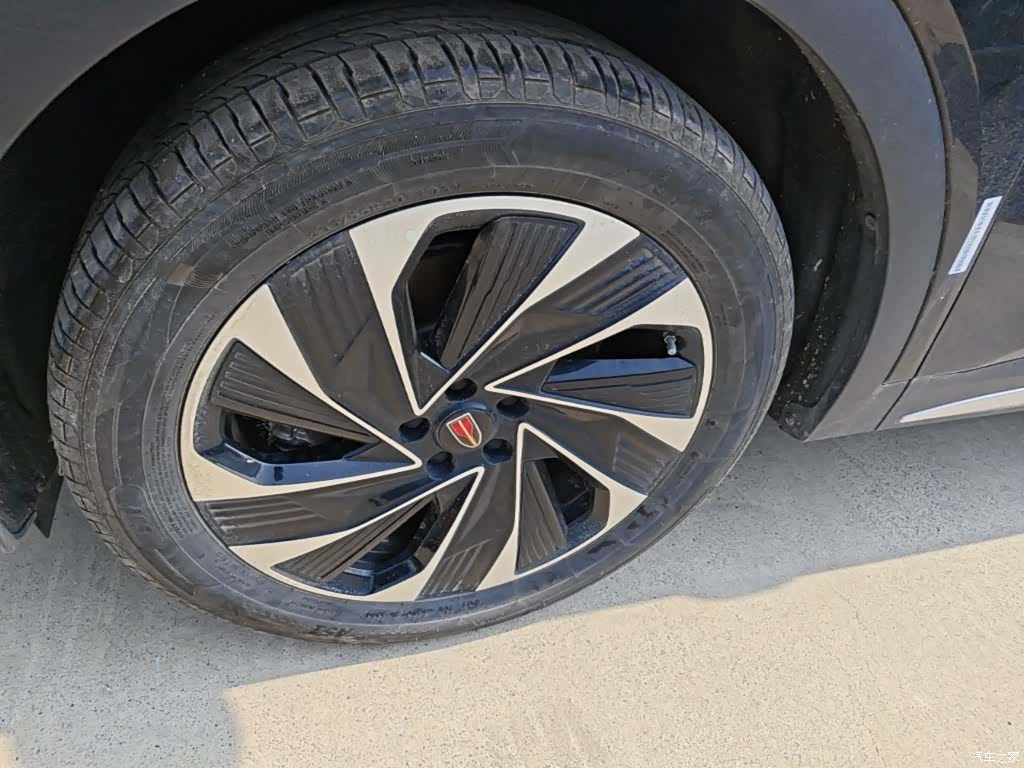 Hongqi HS7, 2024 23