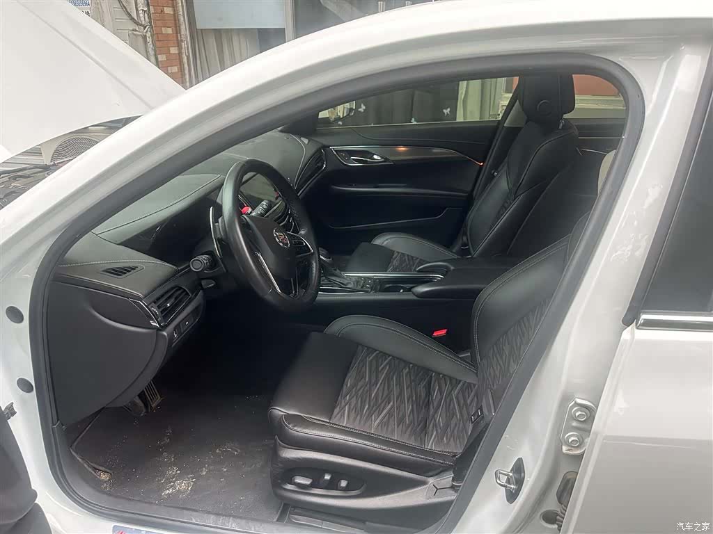 Cadillac ATS-L, 2015 8