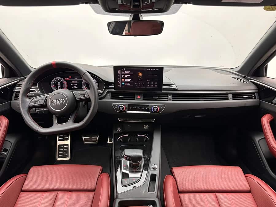 Audi A4L 2025, фото 10