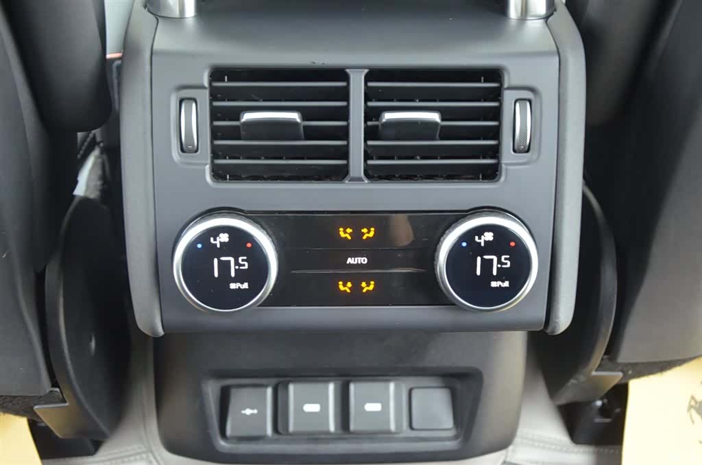 Land Rover Discovery, 2023 13