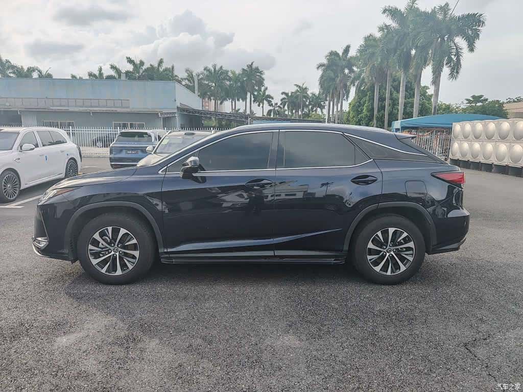 Lexus RX, 2020 3