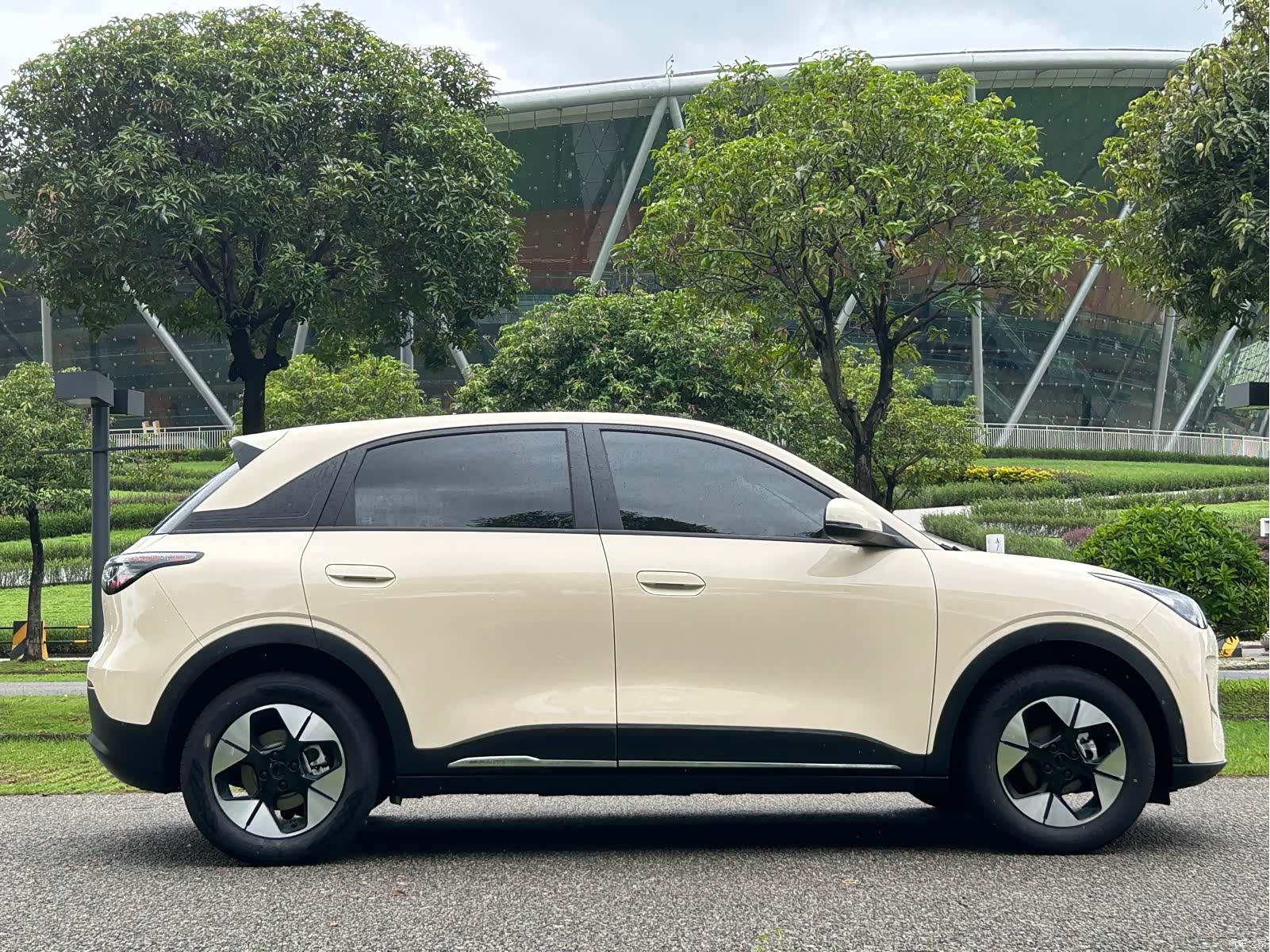 Geely Xingyuan, 2025 18